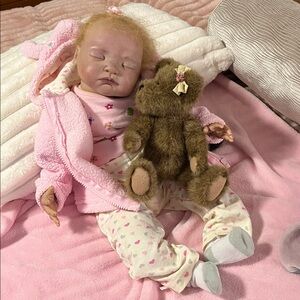 “Stella” reborn doll by Melody Hess. Signed body. EC. LIMITED EDITION of 250